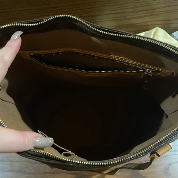 LV Cabas Mezzo - Picture 8 of 15